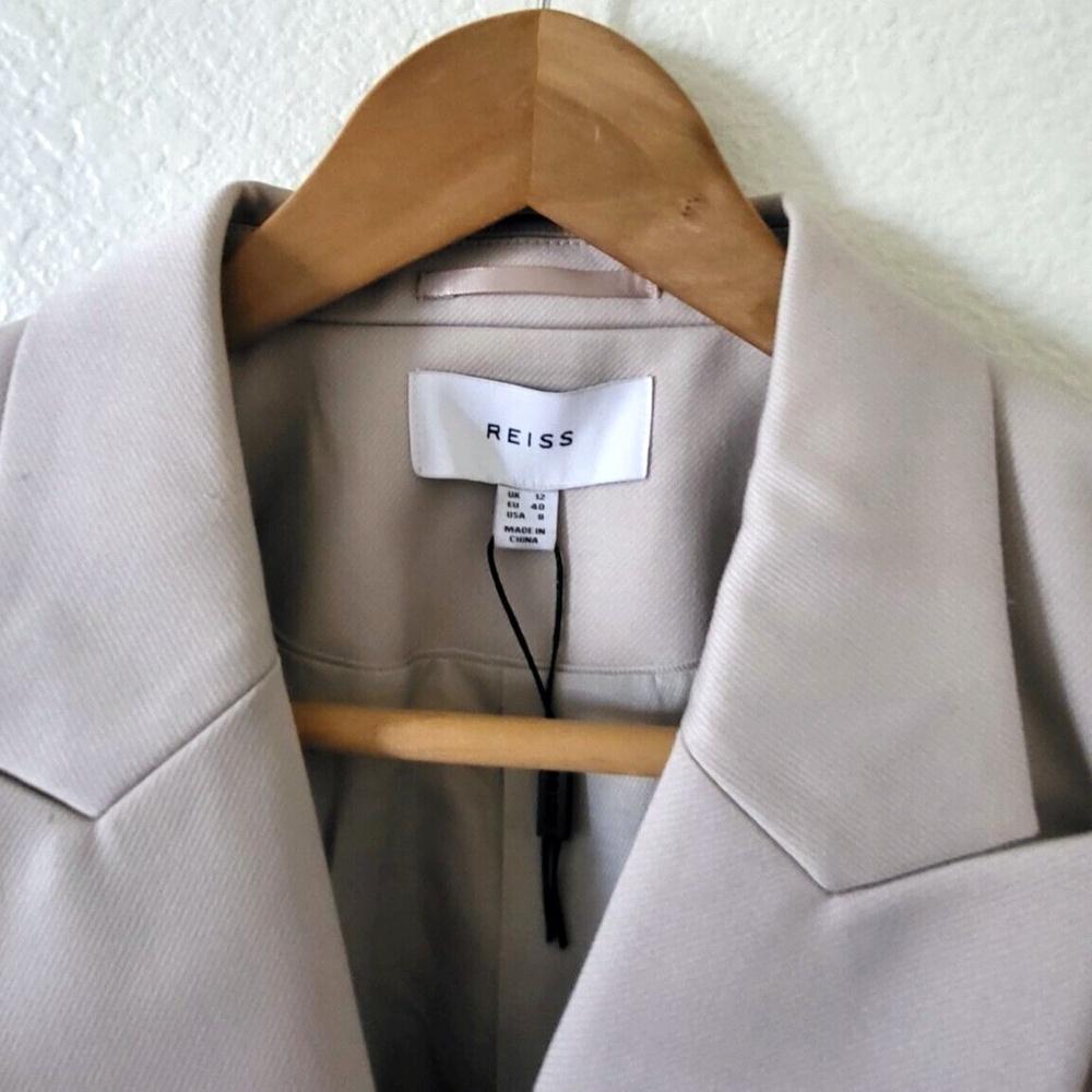 Unworn Reiss Astrid Double Breasted Wool Blend Blazer in Neutral - Picture 6 of 8